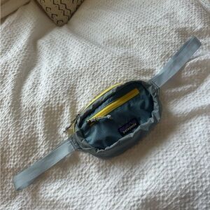 Patagonia Ultralight Black Hole Mini Hip Pack in Steam Blue